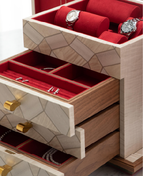 Procreo Adura Jewellery / Trinket Box - Open Close Up View.